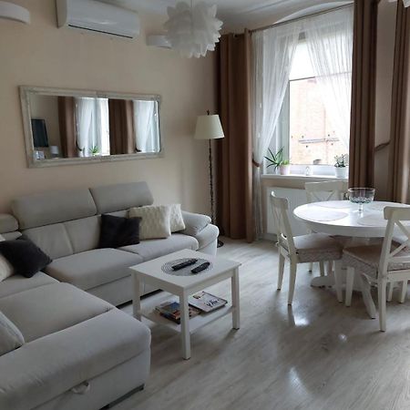 Come&Stay Zielona Gora Dış mekan fotoğraf