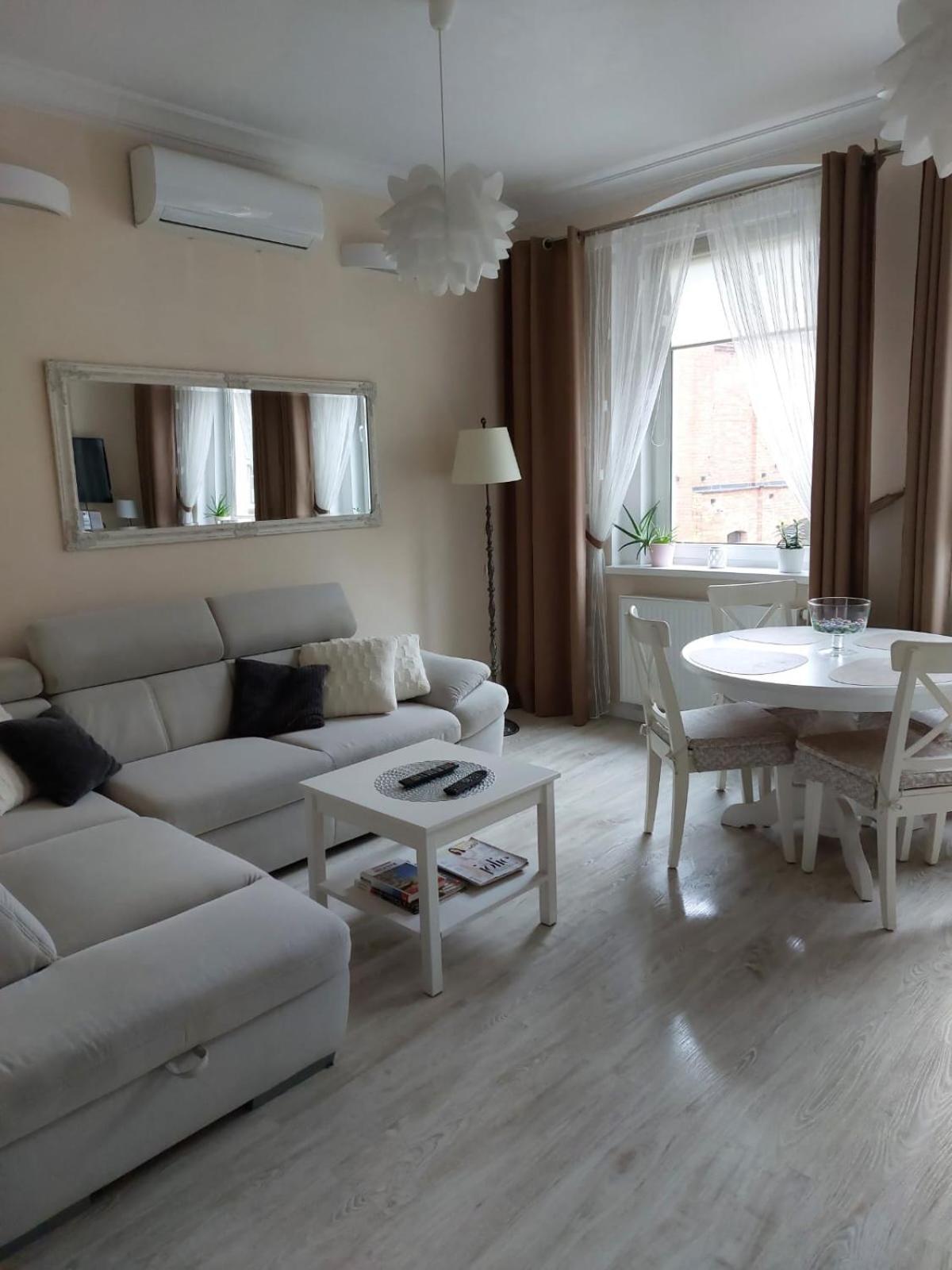 Come&Stay Zielona Gora Dış mekan fotoğraf